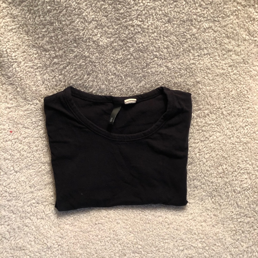 Basic T-shirt 💰3 for $15💰